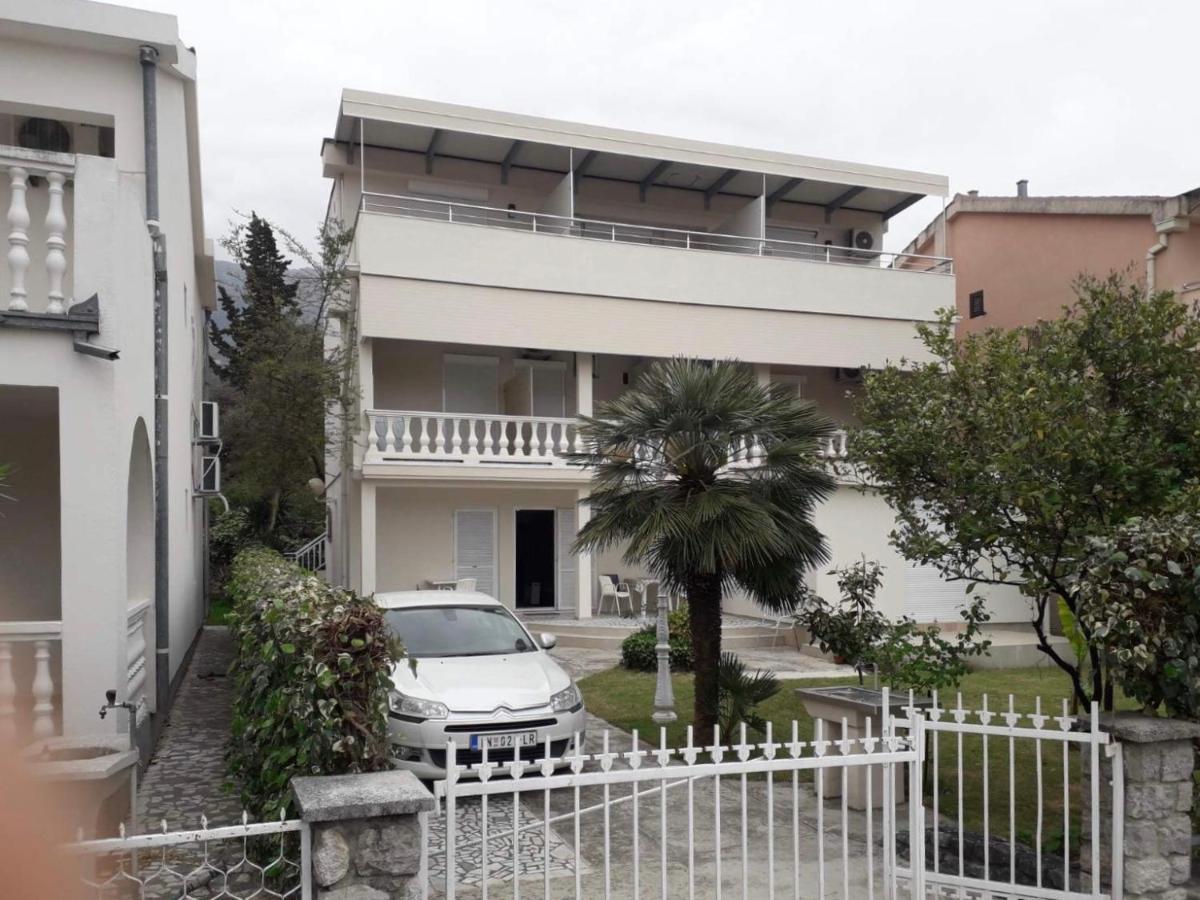 Apartments Batalo Будва Экстерьер фото