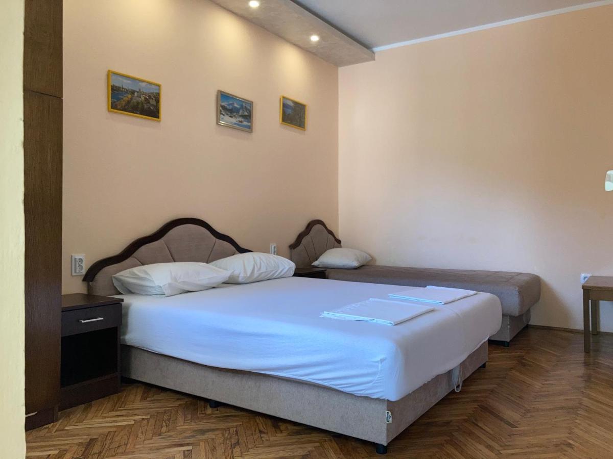Apartments Batalo Будва Экстерьер фото
